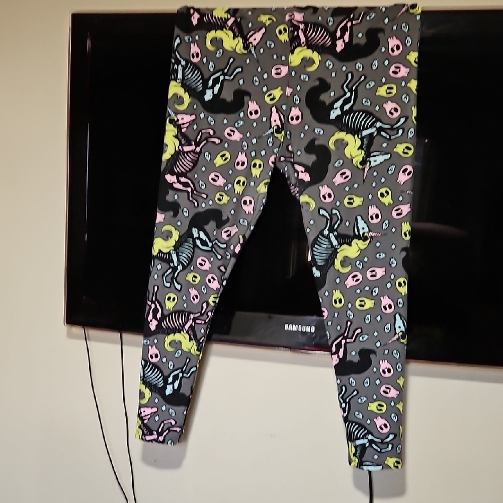 TC2 Gray Unicorn Skeleton  Print Leggings